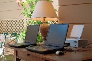 Philippos_Atrium_business_desk_2_result